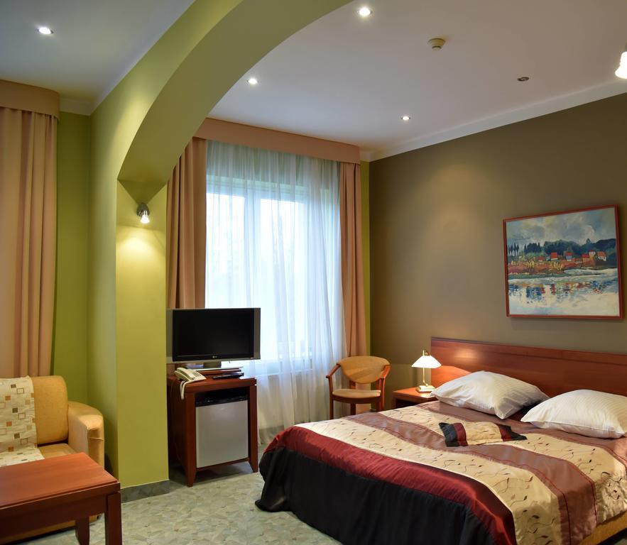 Kompleks Hotelowy Logos Augustów Habitación foto