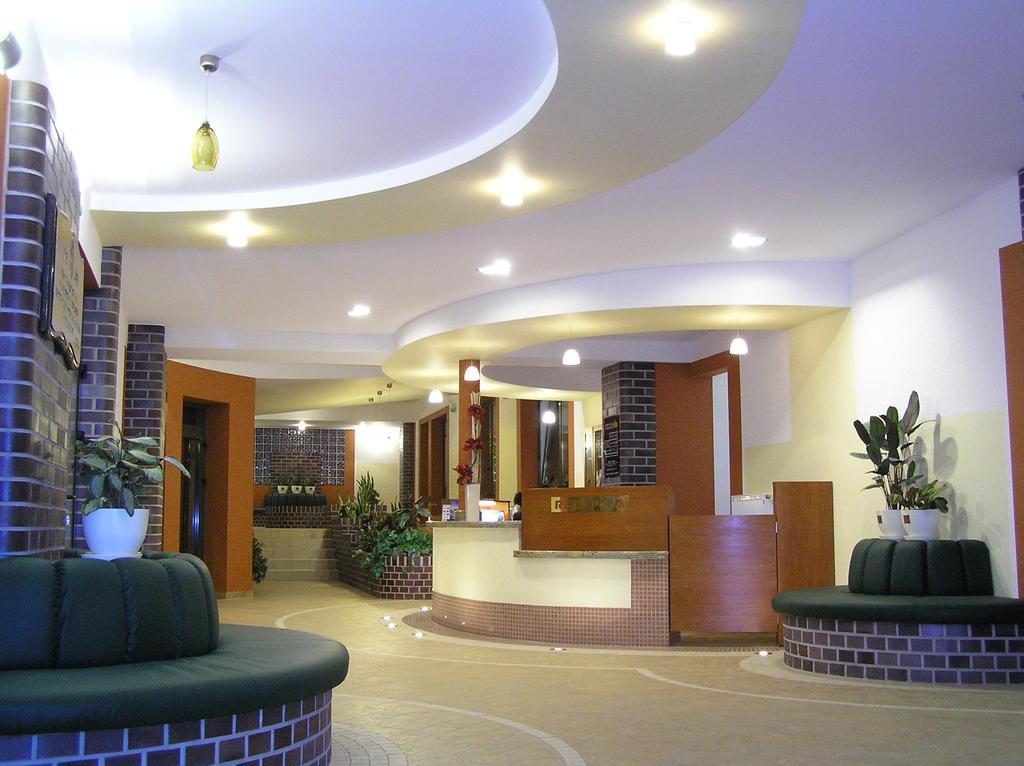 Kompleks Hotelowy Logos Augustów Exterior foto